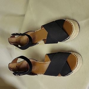 Franco Sarto wedge heal sandle